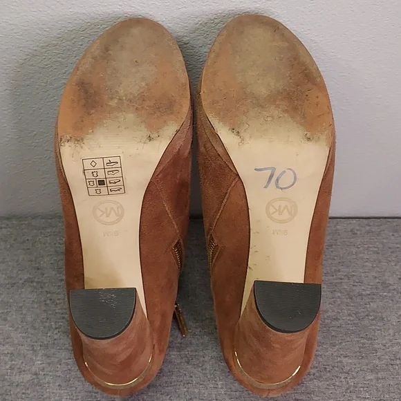 Michael Kors Haven Tan Suede Zip-Up Ankle Bootie Heels Size 9.5 - Picture 12 of 13